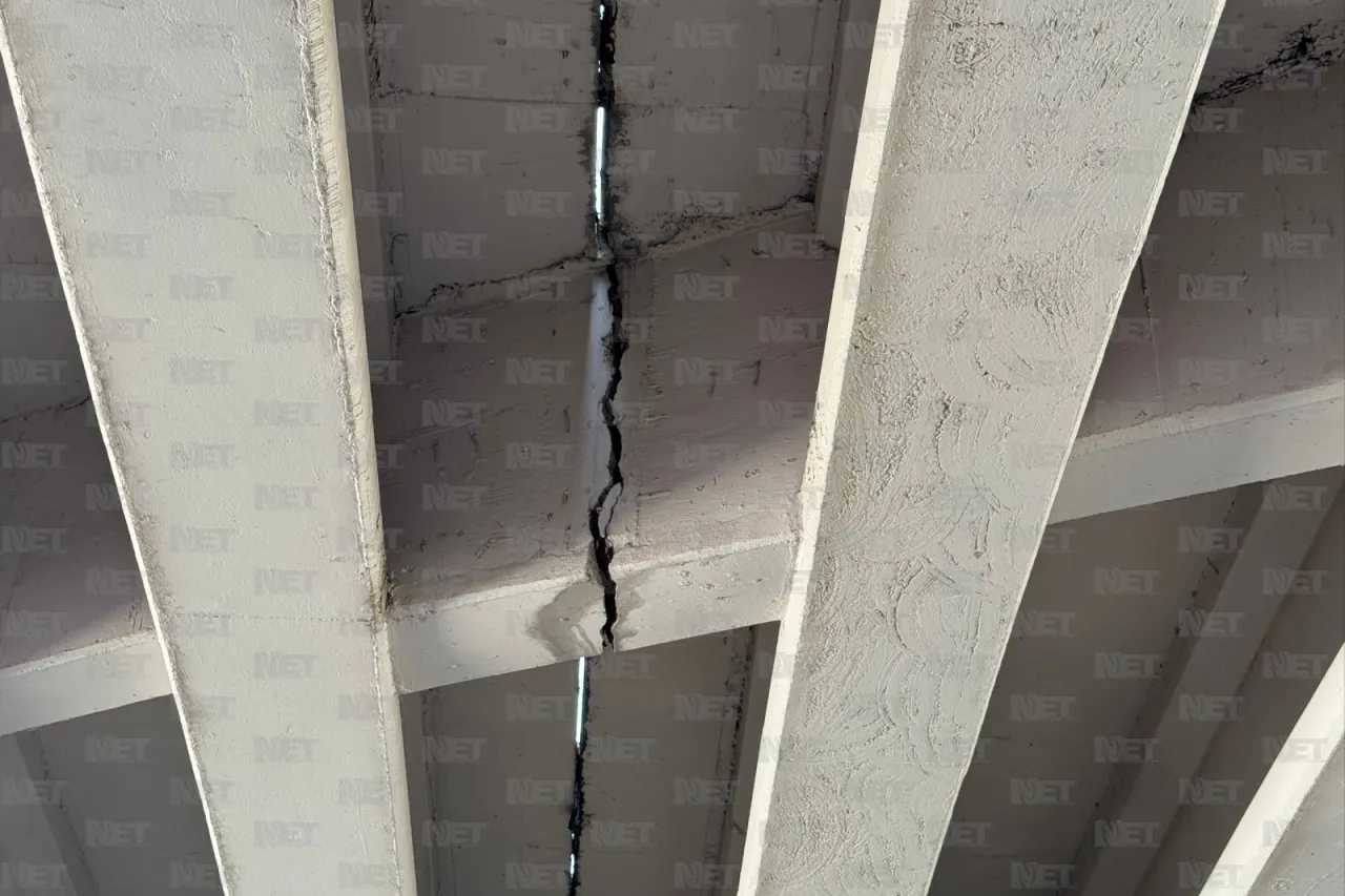 Revisa Protección Civil estado del puente del Trébol por cuarteaduras