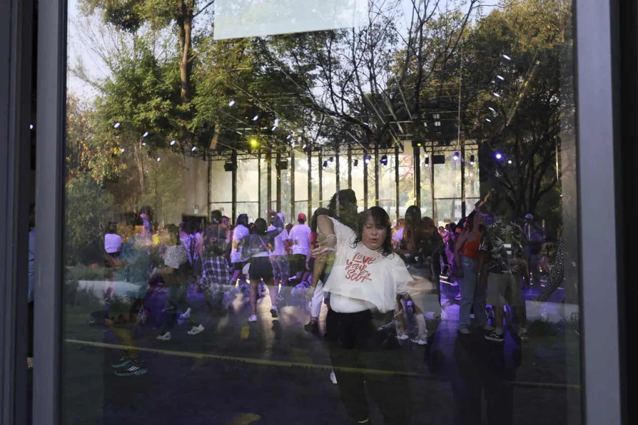 Baile libre sin costo ni acoso: Nueva Red de Bailadores transforma la fiesta