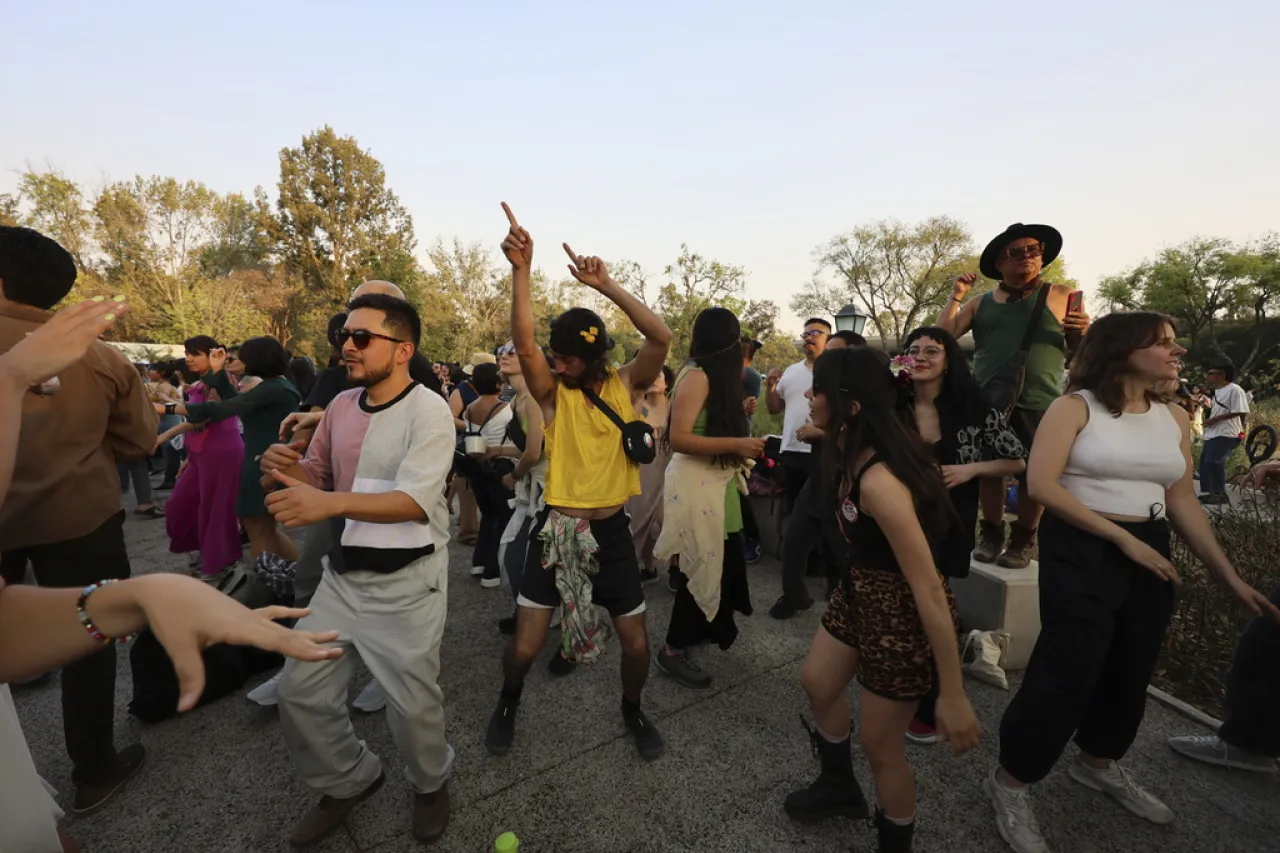 Baile libre sin costo ni acoso: Nueva Red de Bailadores transforma la fiesta