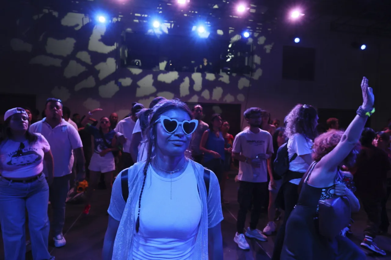 Baile libre sin costo ni acoso: Nueva Red de Bailadores transforma la fiesta