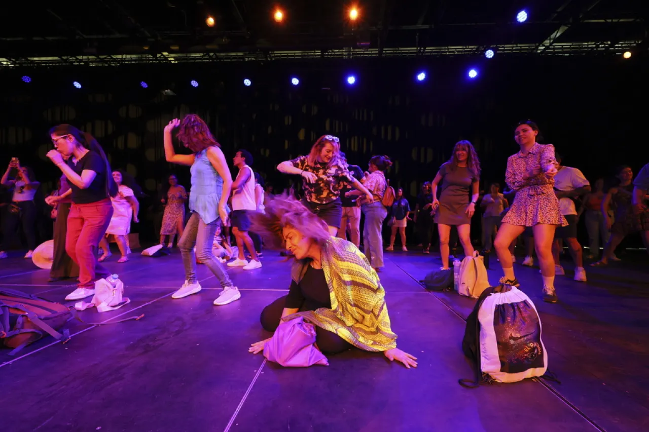 Baile libre sin costo ni acoso: Nueva Red de Bailadores transforma la fiesta