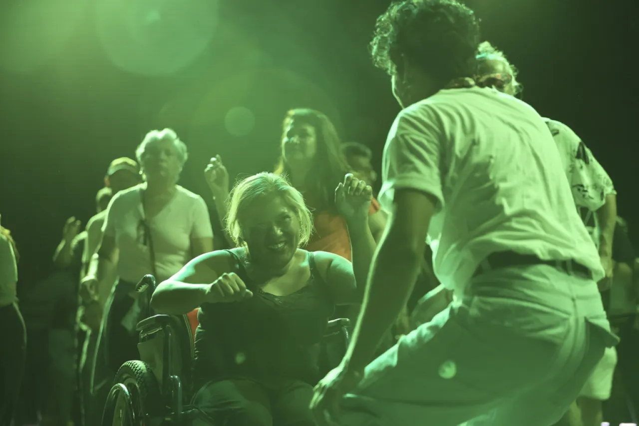 Baile libre sin costo ni acoso: Nueva Red de Bailadores transforma la fiesta