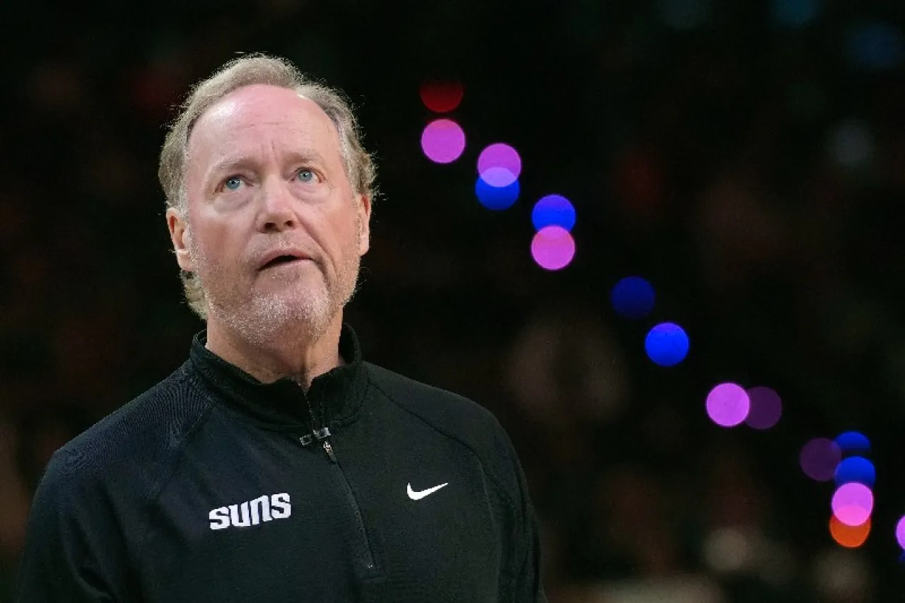 Otro más: Despiden Suns a entrenador Mike Budenholzer