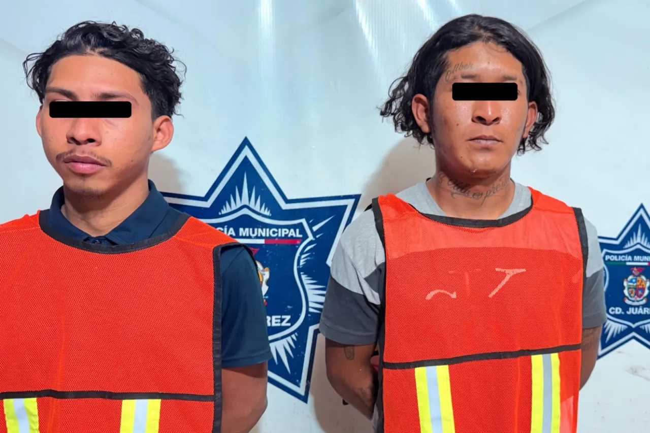 Golpea a su padrastro con ayuda de un amigo; son arrestados