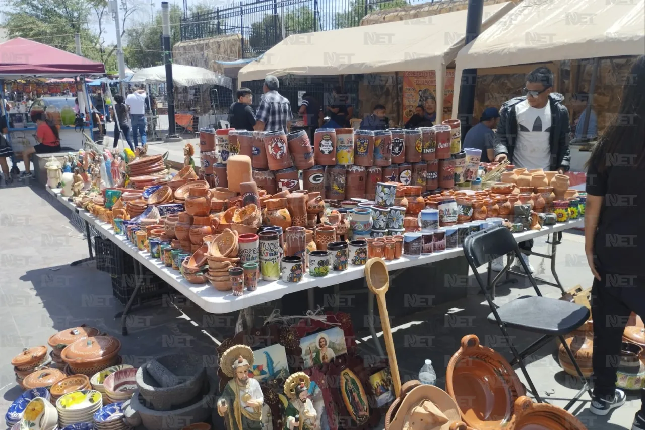 Juarenses comienzan a disfrutar de los días Santos en el Centro Histórico