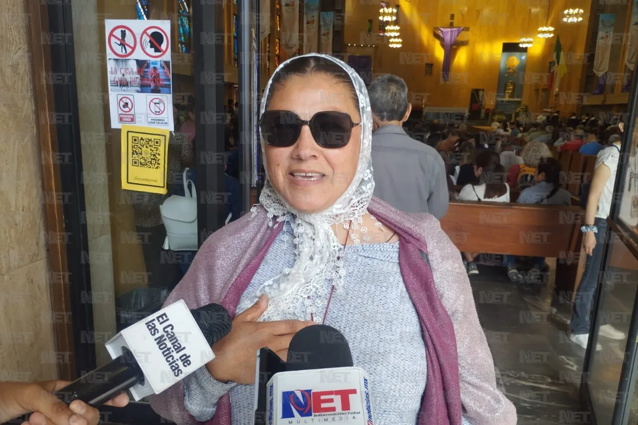 Asisten cientos de feligreses a misa crismal en la Catedral de Juárez