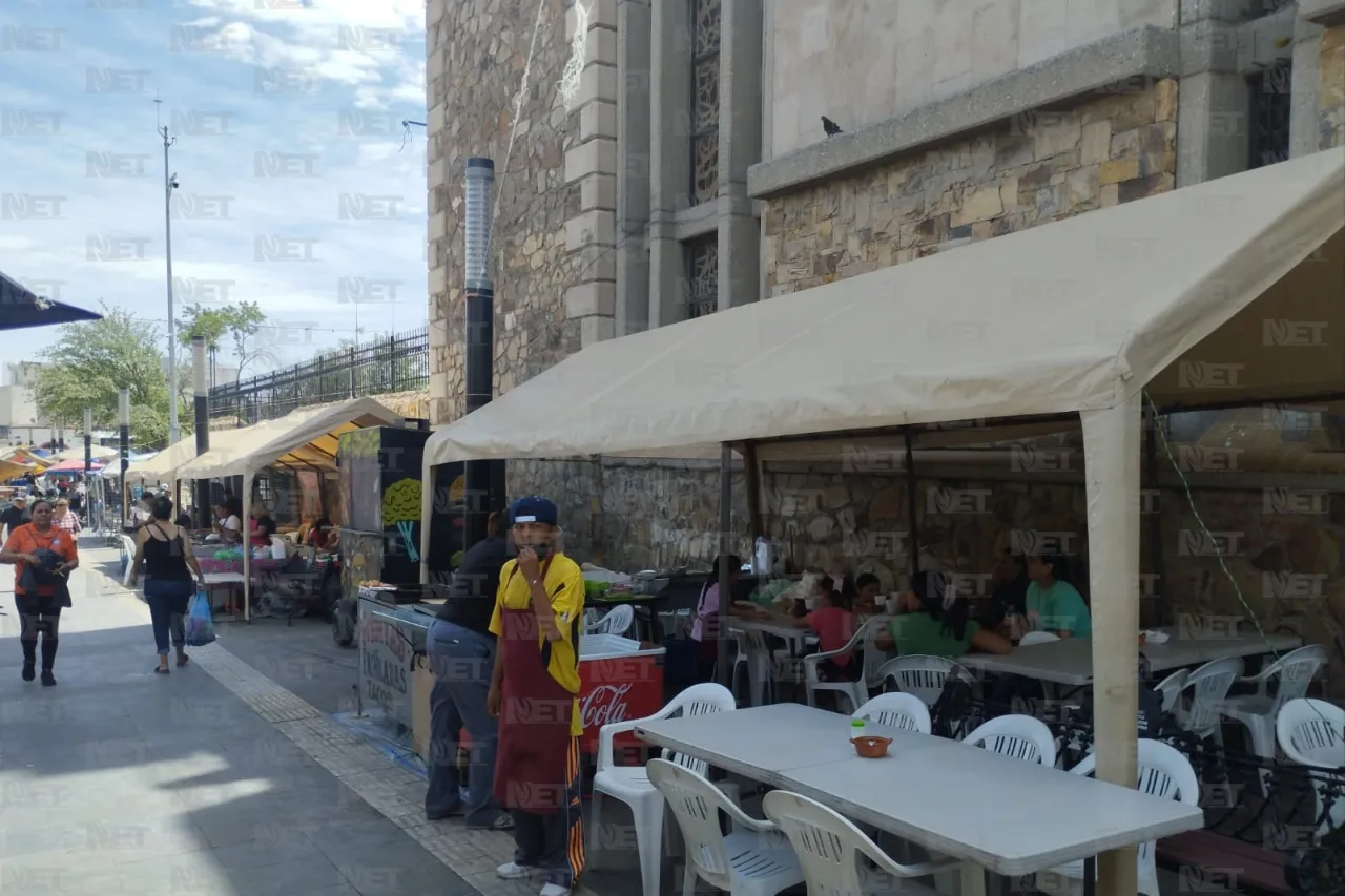 Juarenses comienzan a disfrutar de los días Santos en el Centro Histórico