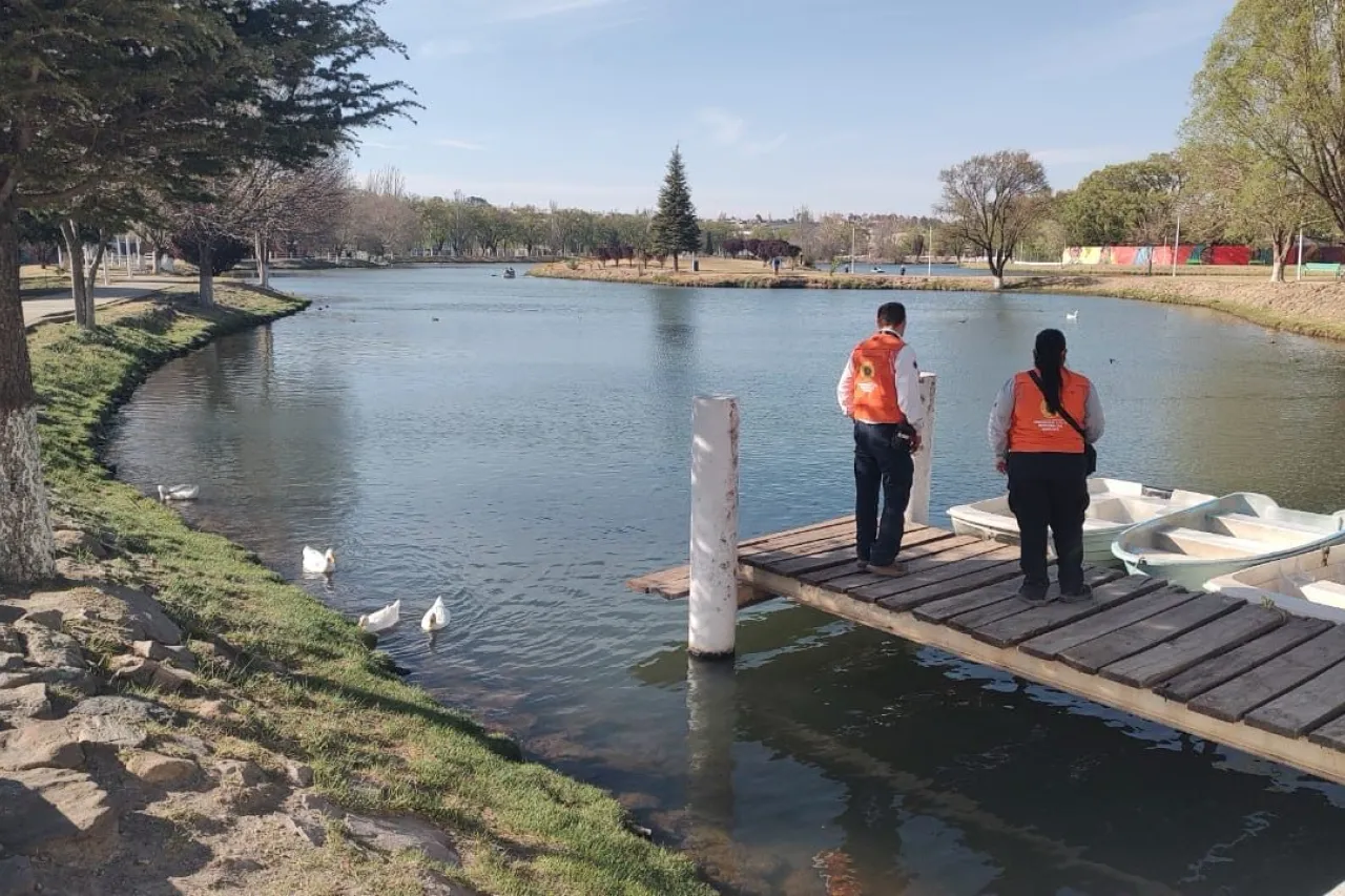 Retiran 4 personas que ingresaron a Presa Chihuahua