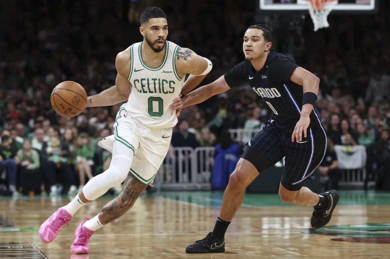 Buscarán Celtics extender 'paternidad' con los Knicks