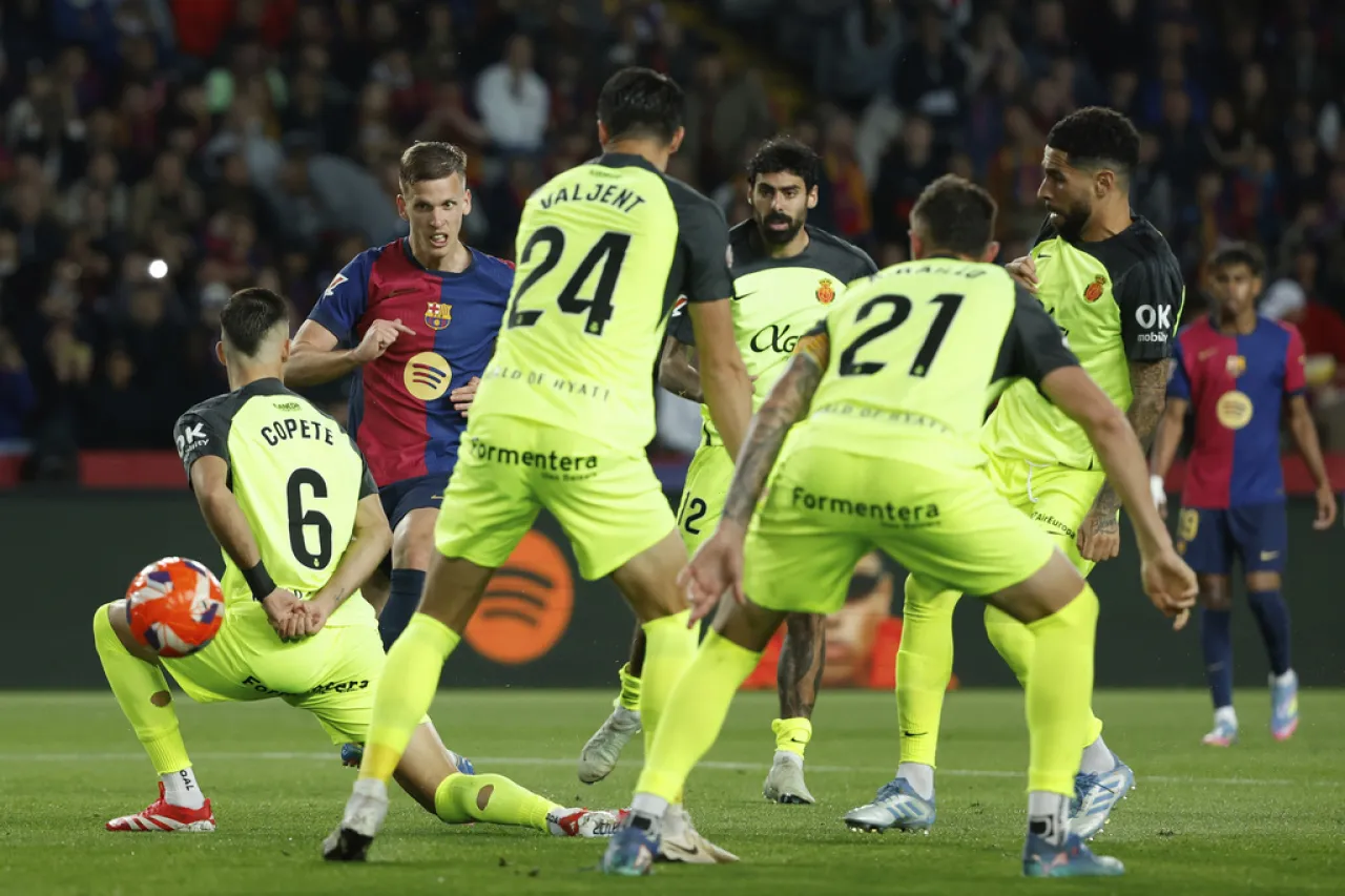 Derrota Barcelona al Mallorca y amplía ventaja en la Liga