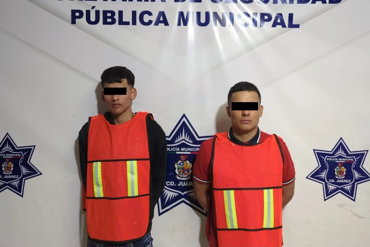 Juárez: Patean portón de víctima, lo golpean y después lo apuñalan
