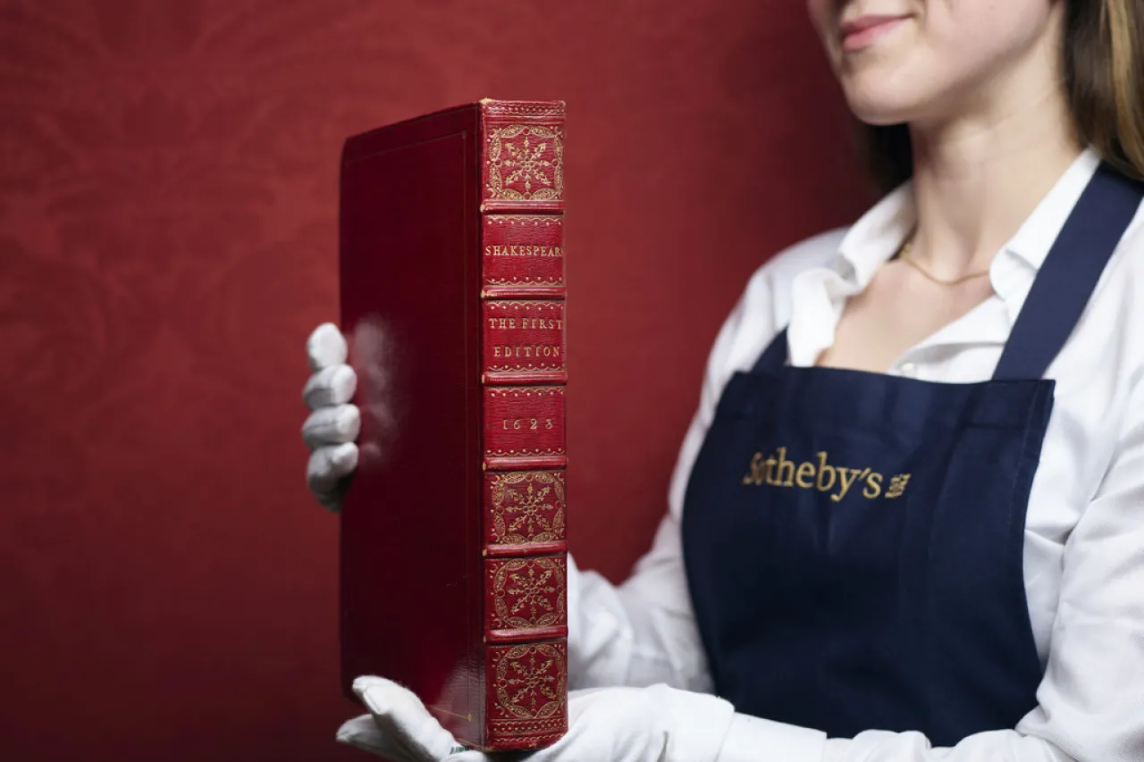 Conjunto de 1ras ediciones de Shakespeare podría subastarse en 6 millones