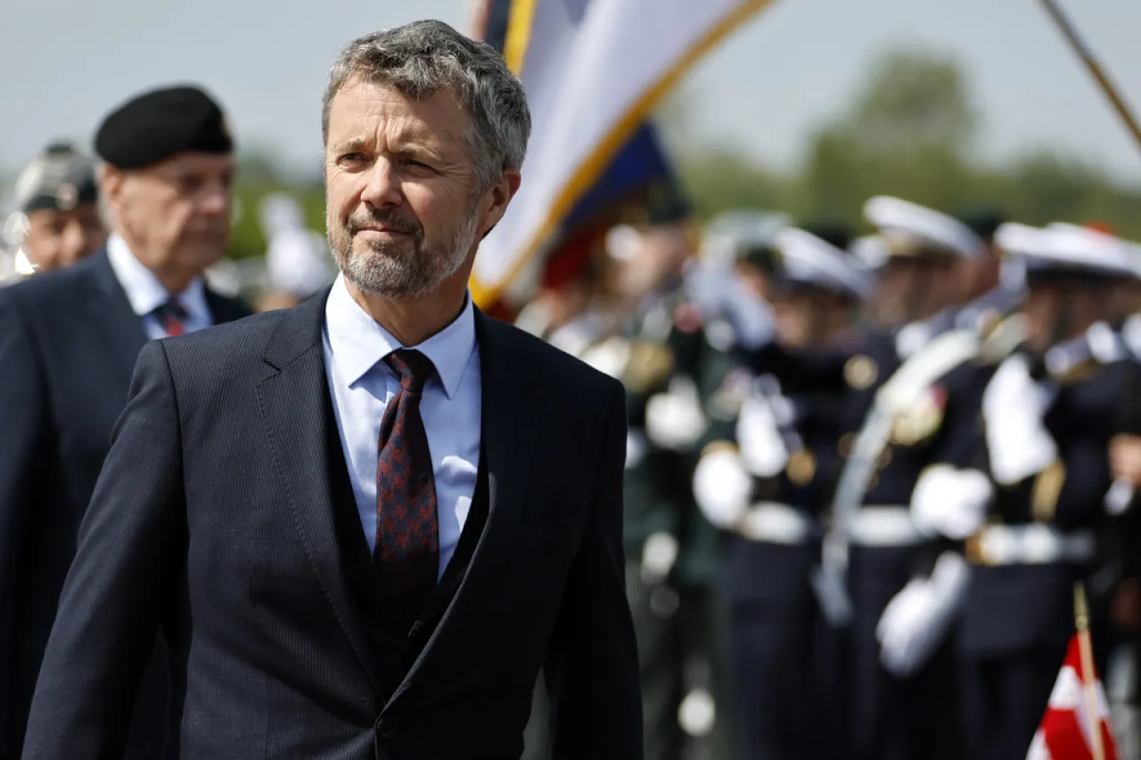 El rey Frederik X viaja a Groenlandia en plena tensión geopolítica