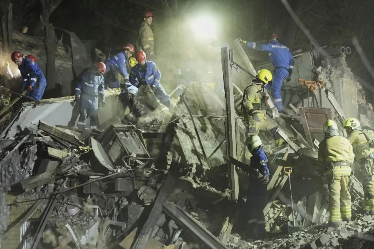 Amplio ataque nocturno ruso sobre Kiev deja 9 muertos