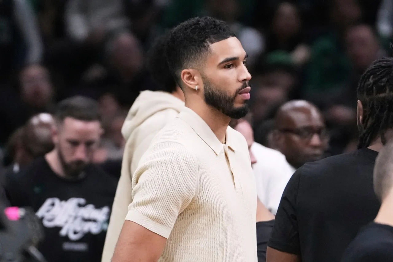 Jayson Tatum se pierde por 1ra vez un partido de playoffs de Celtics