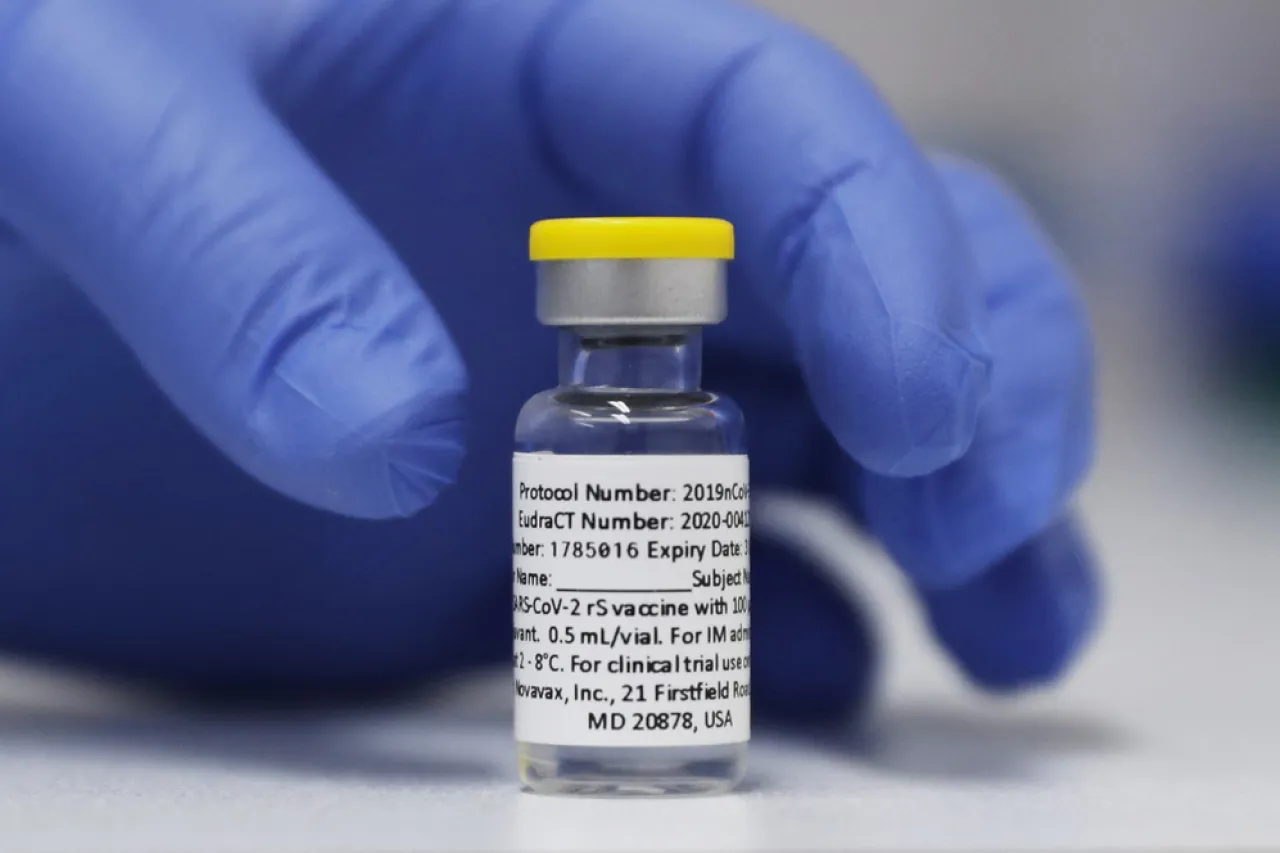 Vacuna Novavax vs el covid está en vías de ser plenamente aprobada por la FDA