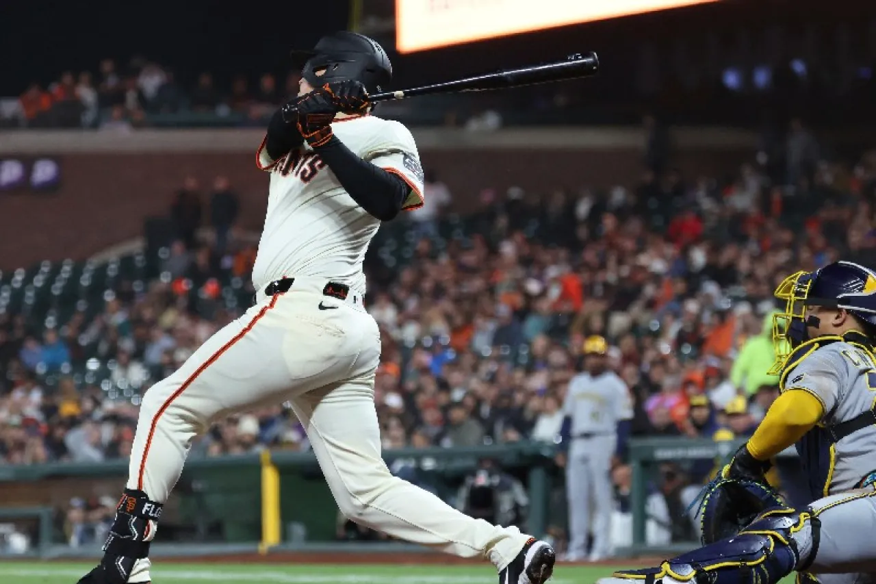 Wilmer Flores otra vez: Gigantes le vuelve a ganar a Cerverceros