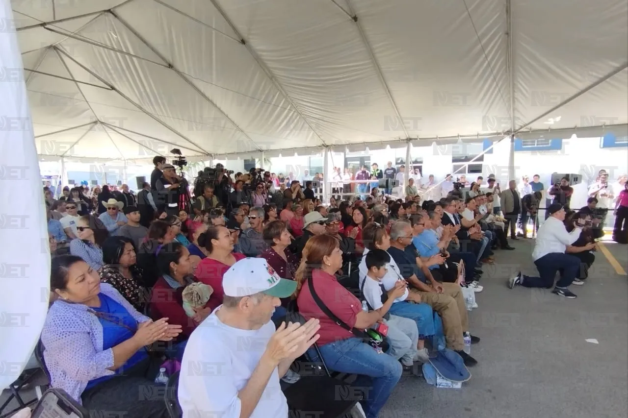 Encabeza gobernadora entrega de paneles solares en la JMAS