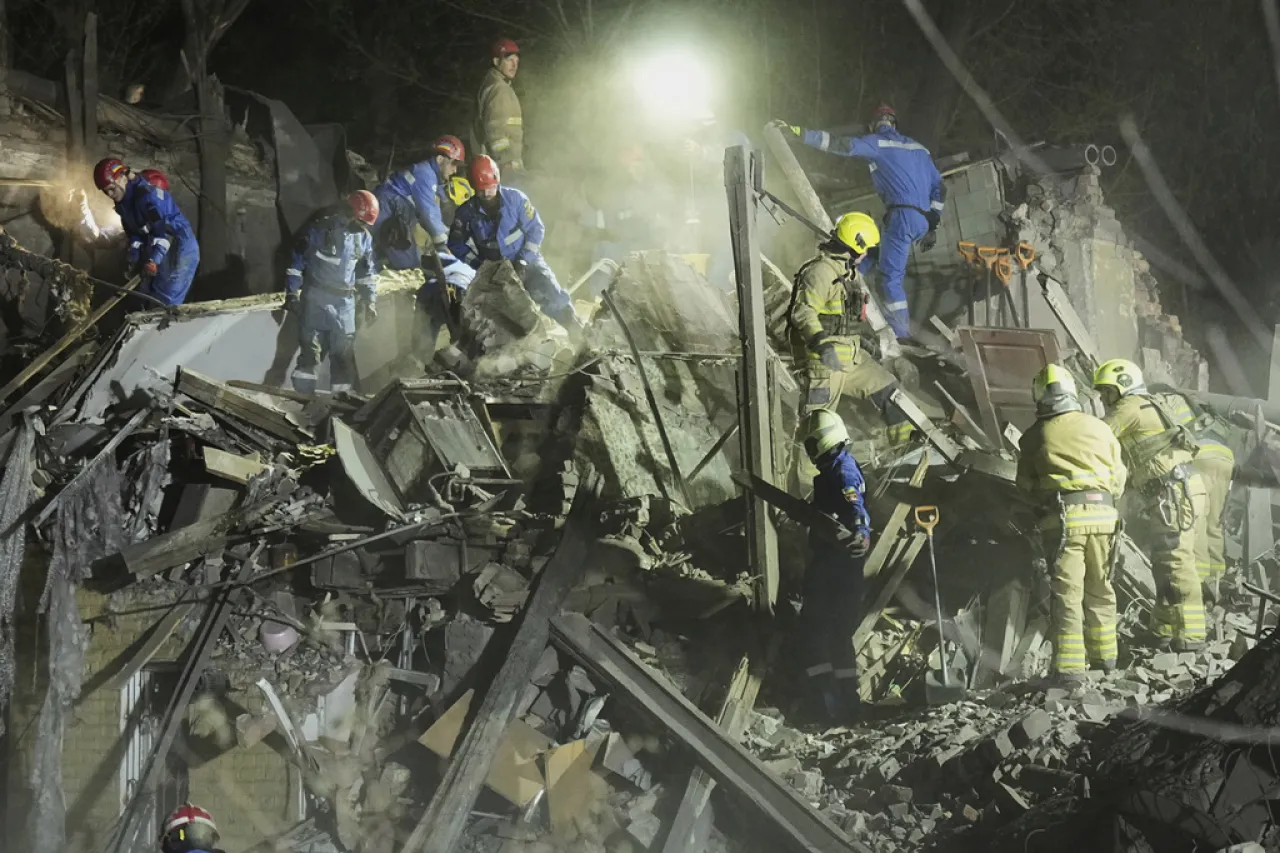 Ataque ruso a Kiev deja 9 muertos