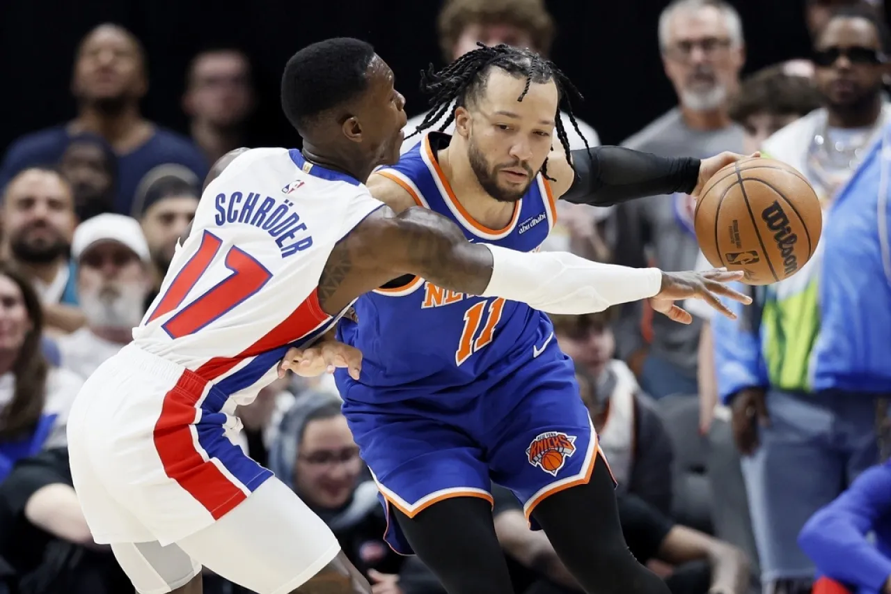 Defiende Kerr a Brunson tras abucheos de fans de Pistons a jugador de los Knicks