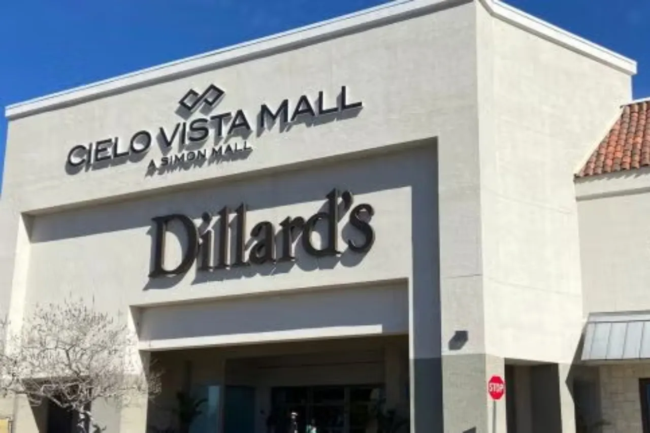 Cierra popular tienda visitada por juarenses en Cielo Vista; descuentos del 90%