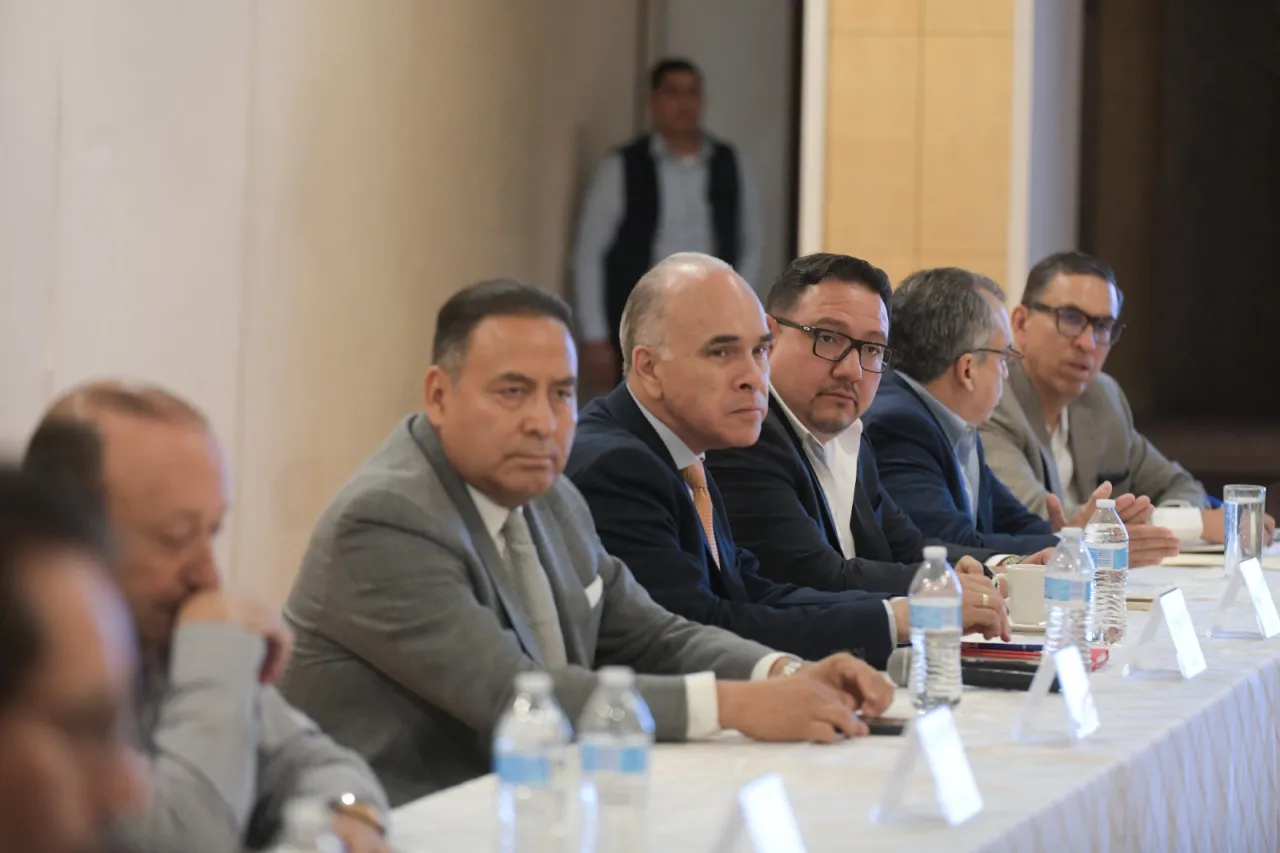 Centro de Convenciones y Aeropuerto, temas prioritarios para CCE y Estado