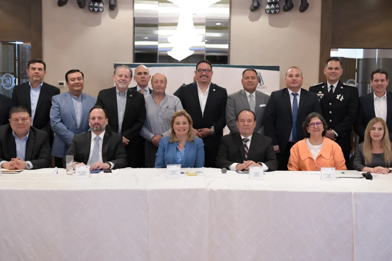 Centro de Convenciones y Aeropuerto, temas prioritarios para CCE y Estado