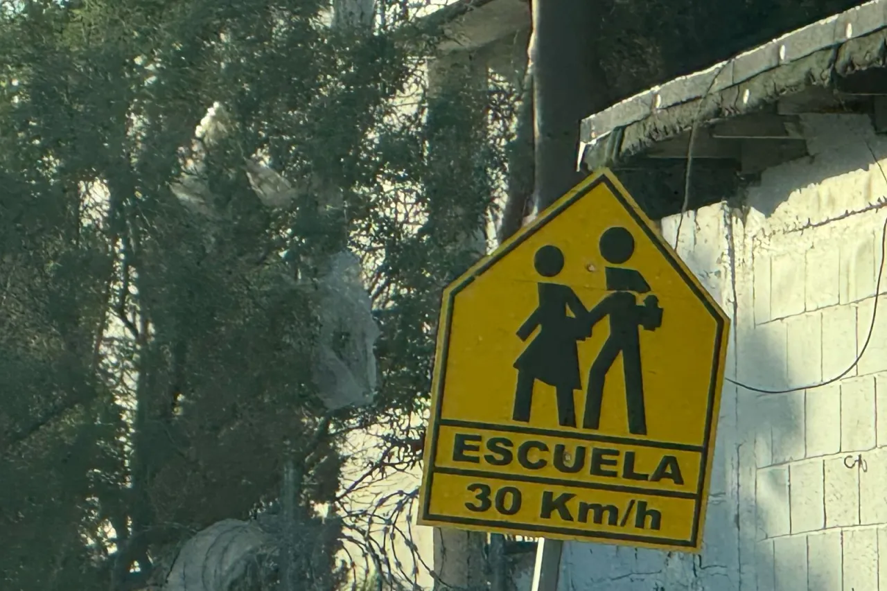Regresan a clases 293 mil alumnos de educación básica