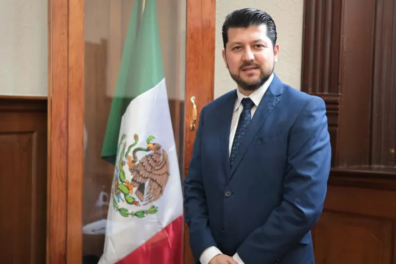 Designa Maru a Heriberto Miranda como director de Pensiones Civiles del Estado