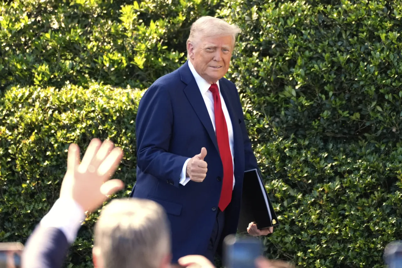 Trump impone aranceles del 100% a películas extranjeras