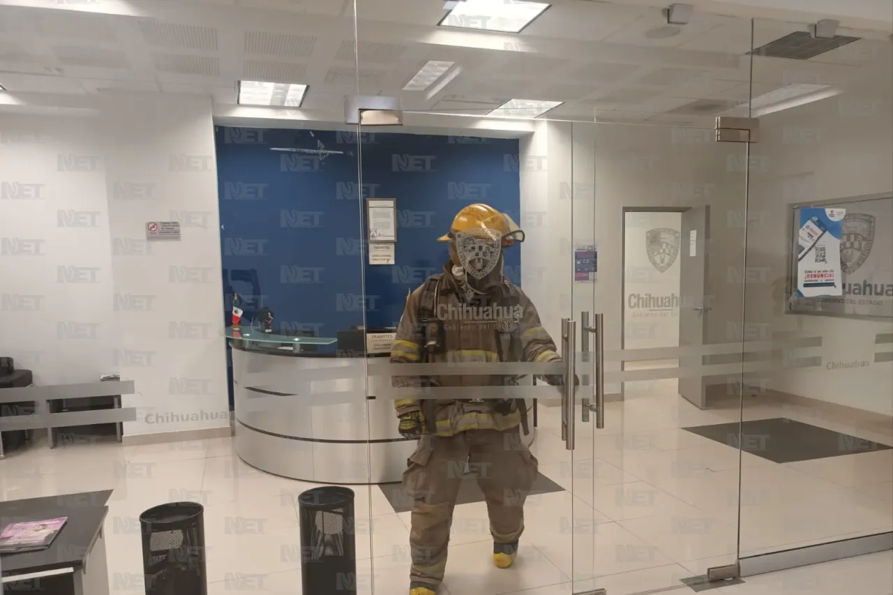 Evacúan a usuarios y personal de Pueblito Mexicano en menos de 5 minutos