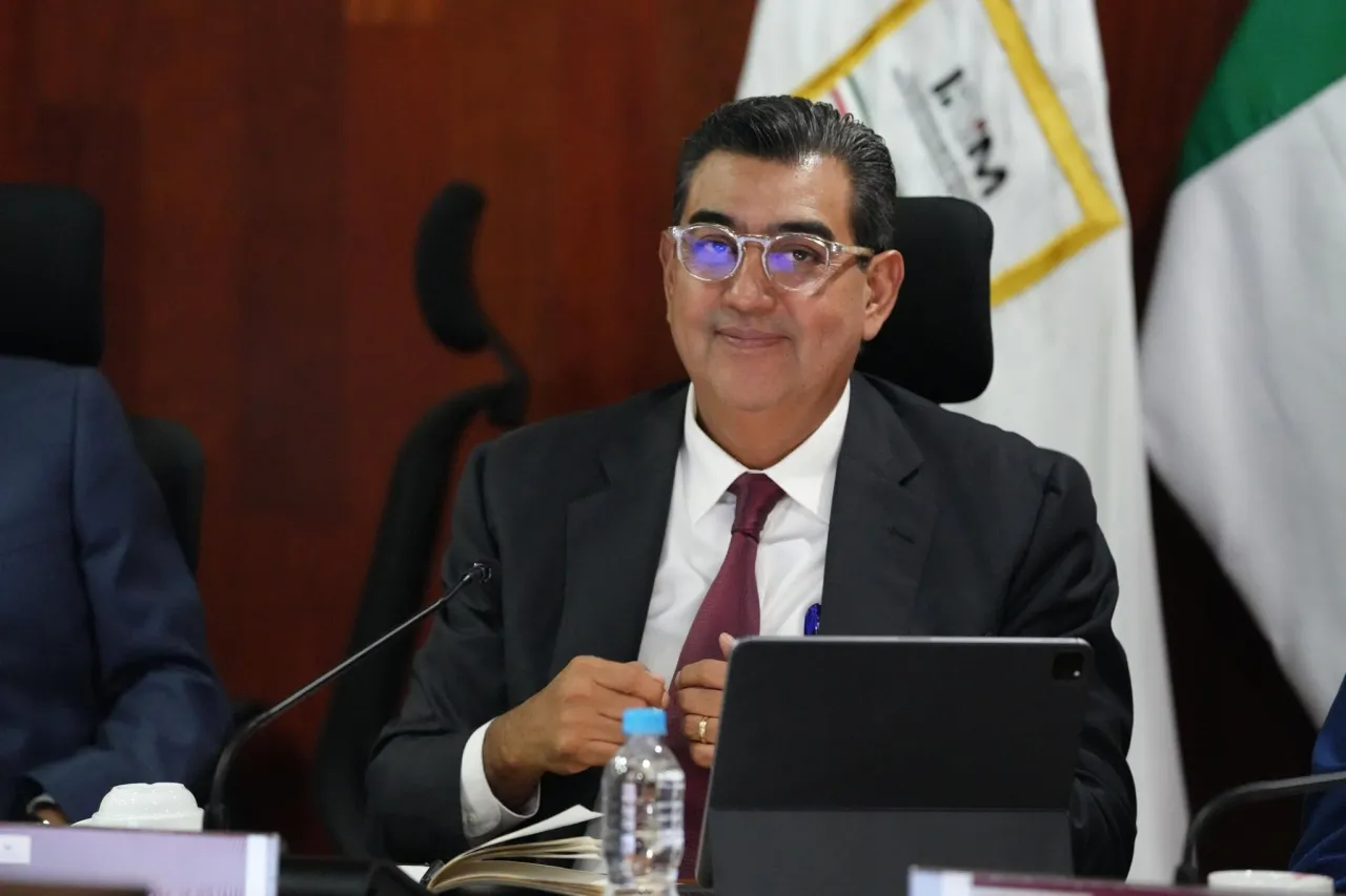 Sergio Salomón Céspedes sustituye a Garduño en el INM