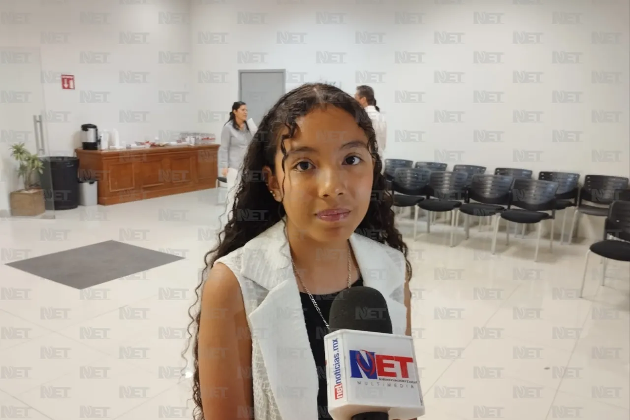 Festejan a niños funcionarios en su día