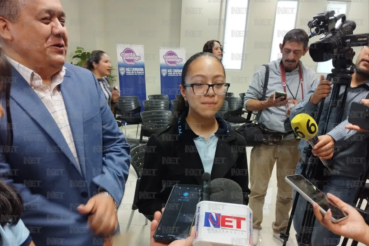 Festejan a niños funcionarios en su día