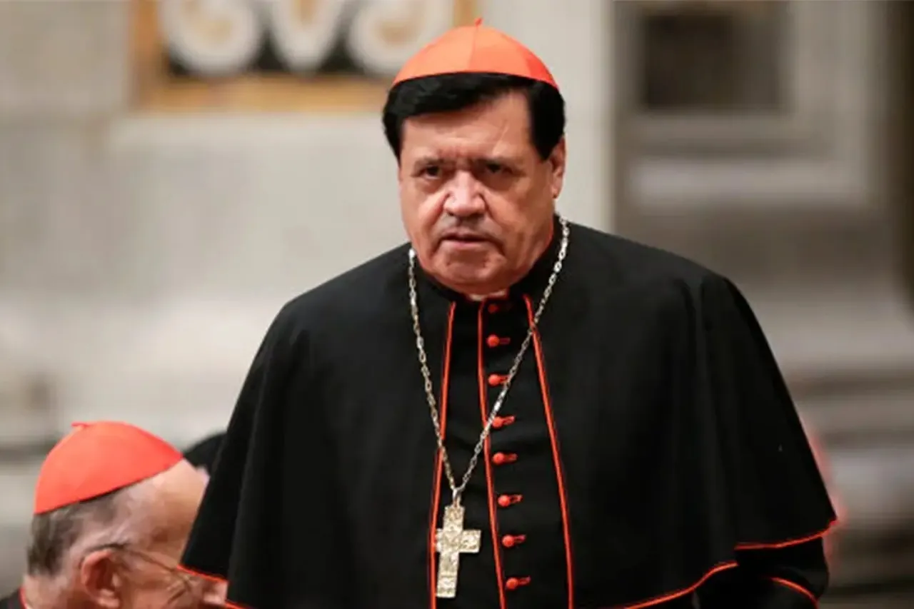 Corte ordena regresar 1.3 mdp al cardenal Norberto por compra de departamentos
