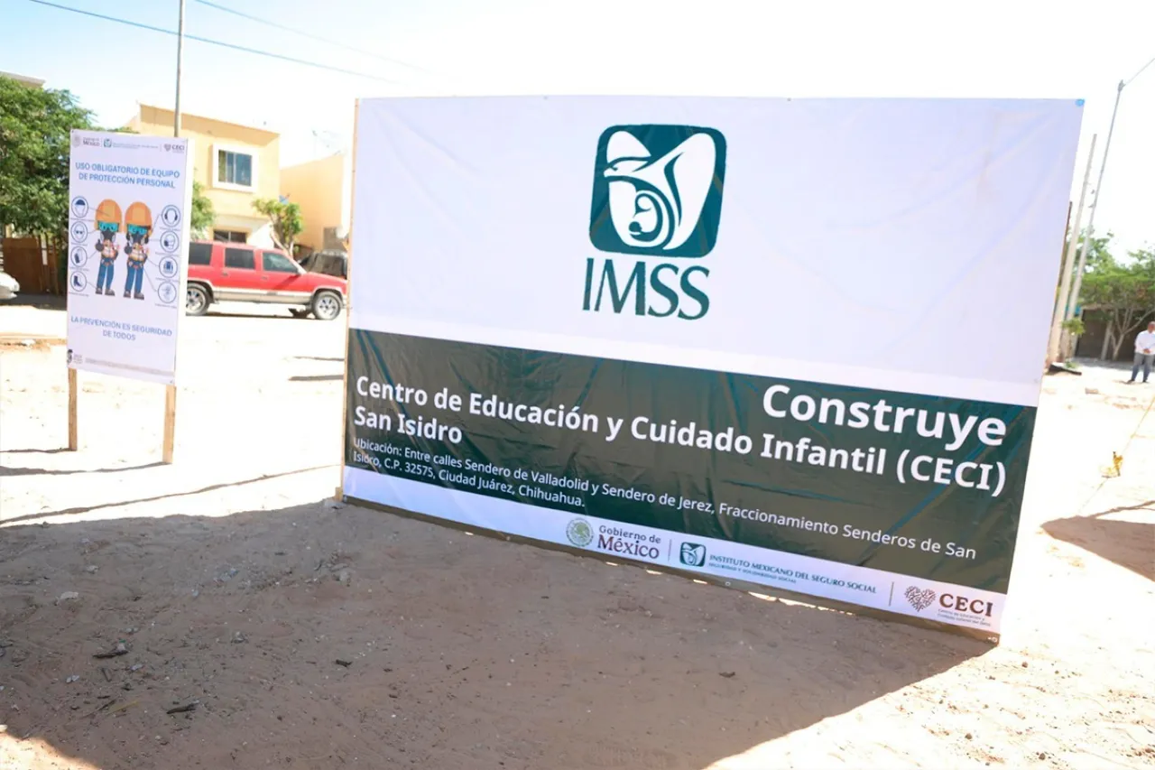 Fotos: Recorren alcalde y Zoé Robledo CECIs en Juárez