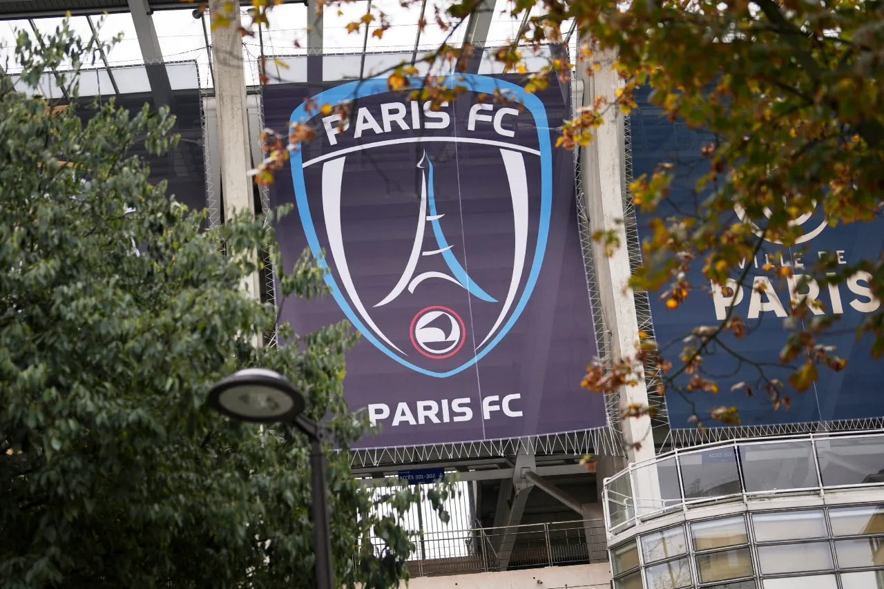 Paris FC invita a sus hinchas a un cine para ver su partido decisivo