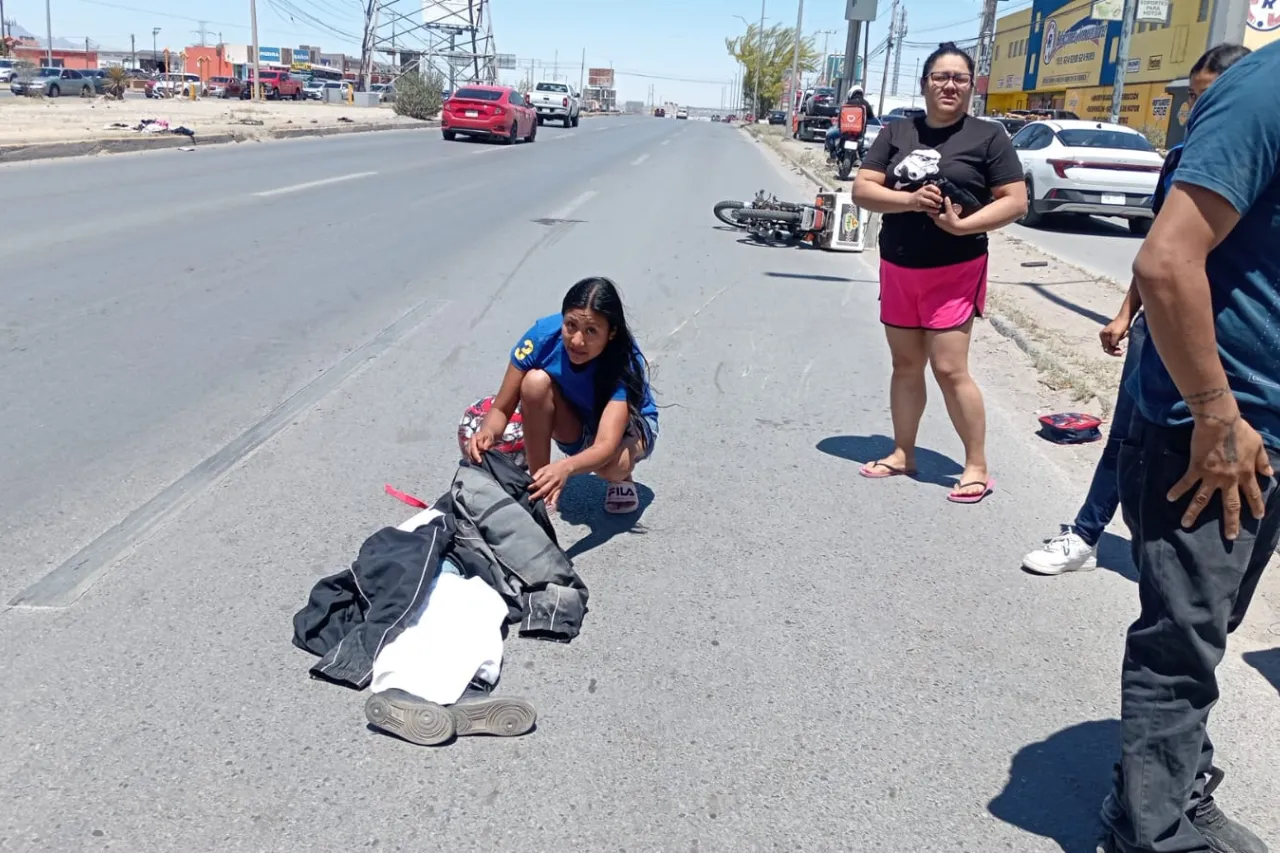 Moto atropella a niño de 7 años que cruzó Las Torres sin precaución
