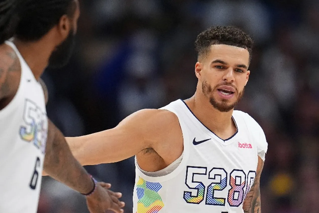 Nuggets le gana a Clippers y le da vuelta a la serie