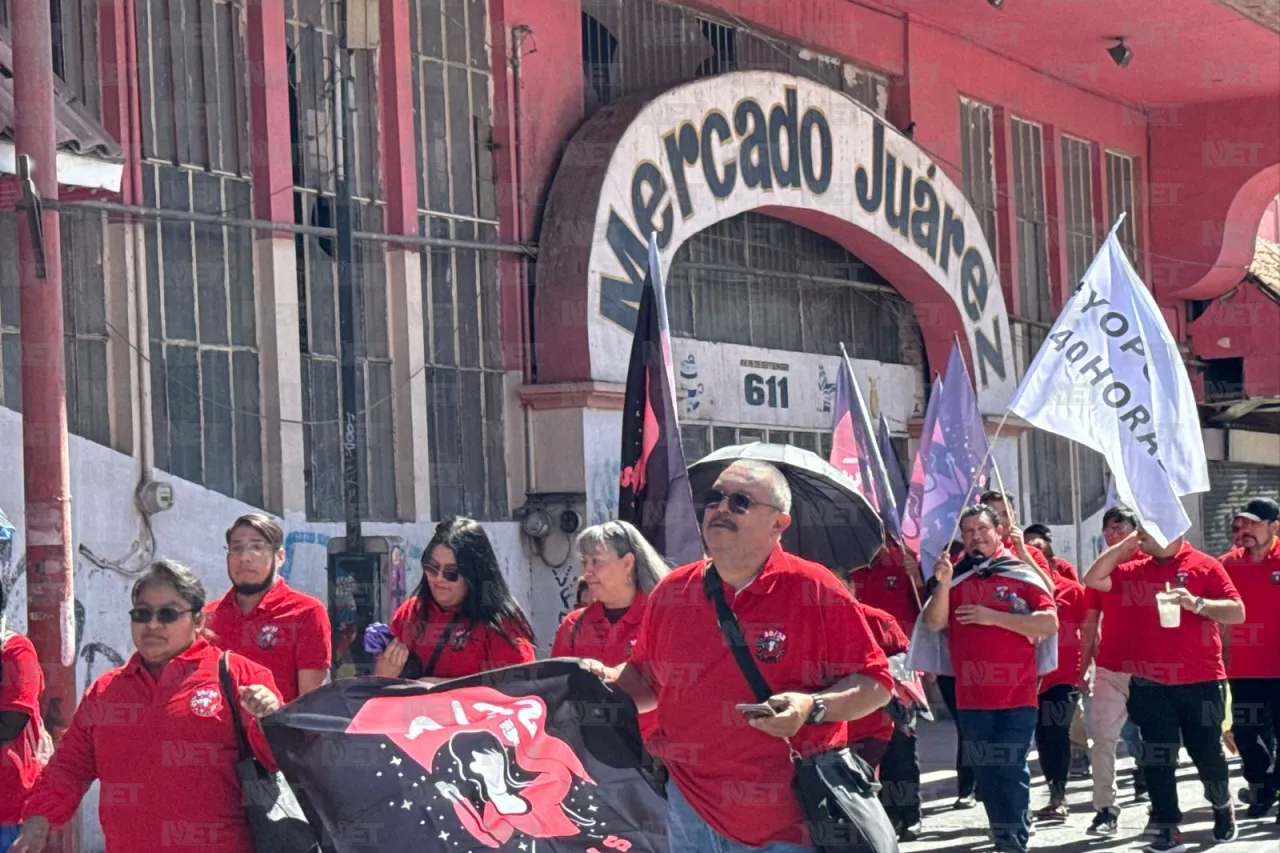 'Queremos 40 horas para no dejar a nuestros hijos solos': trabajadores