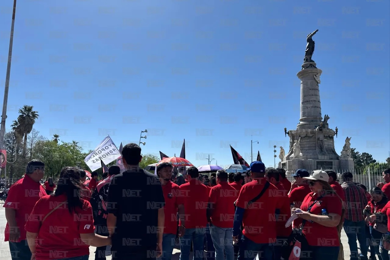 'Queremos 40 horas para no dejar a nuestros hijos solos': trabajadores