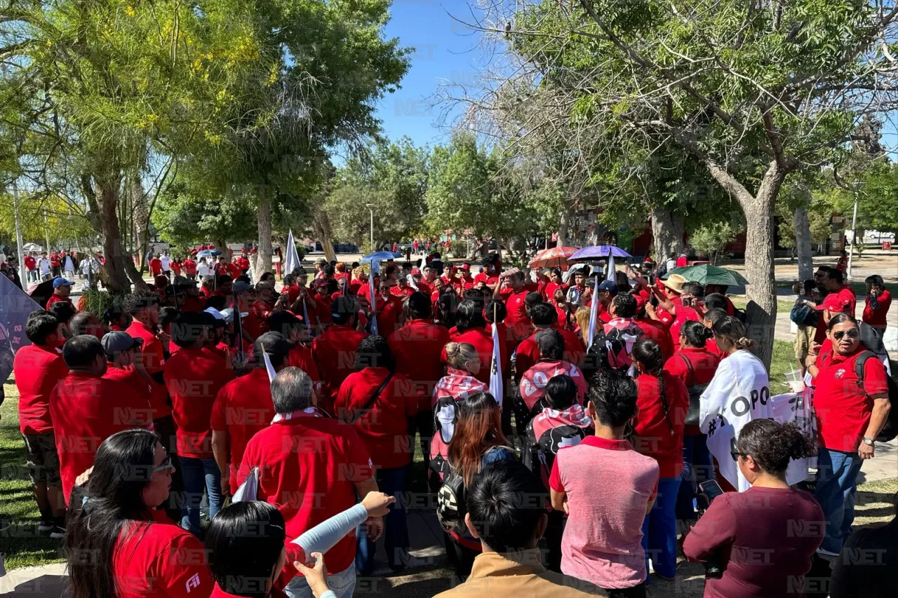 'Queremos 40 horas para no dejar a nuestros hijos solos': trabajadores