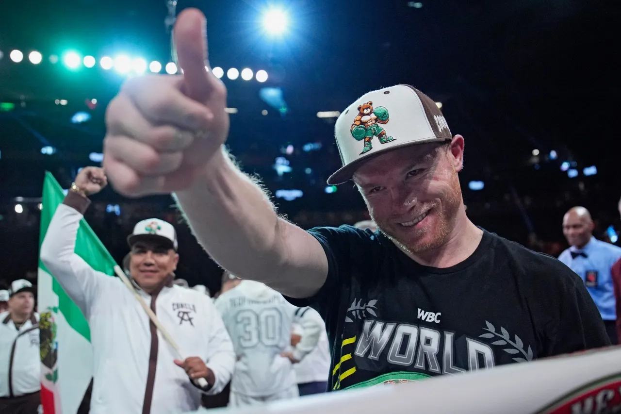 ¿A qué hora pelea el Canelo?