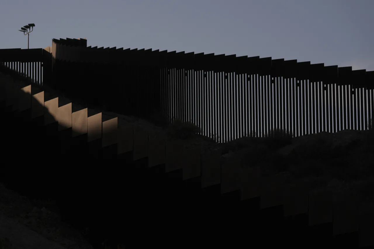 ADN y visitas: Así planea Trump identificar a 450 mil niños migrantes