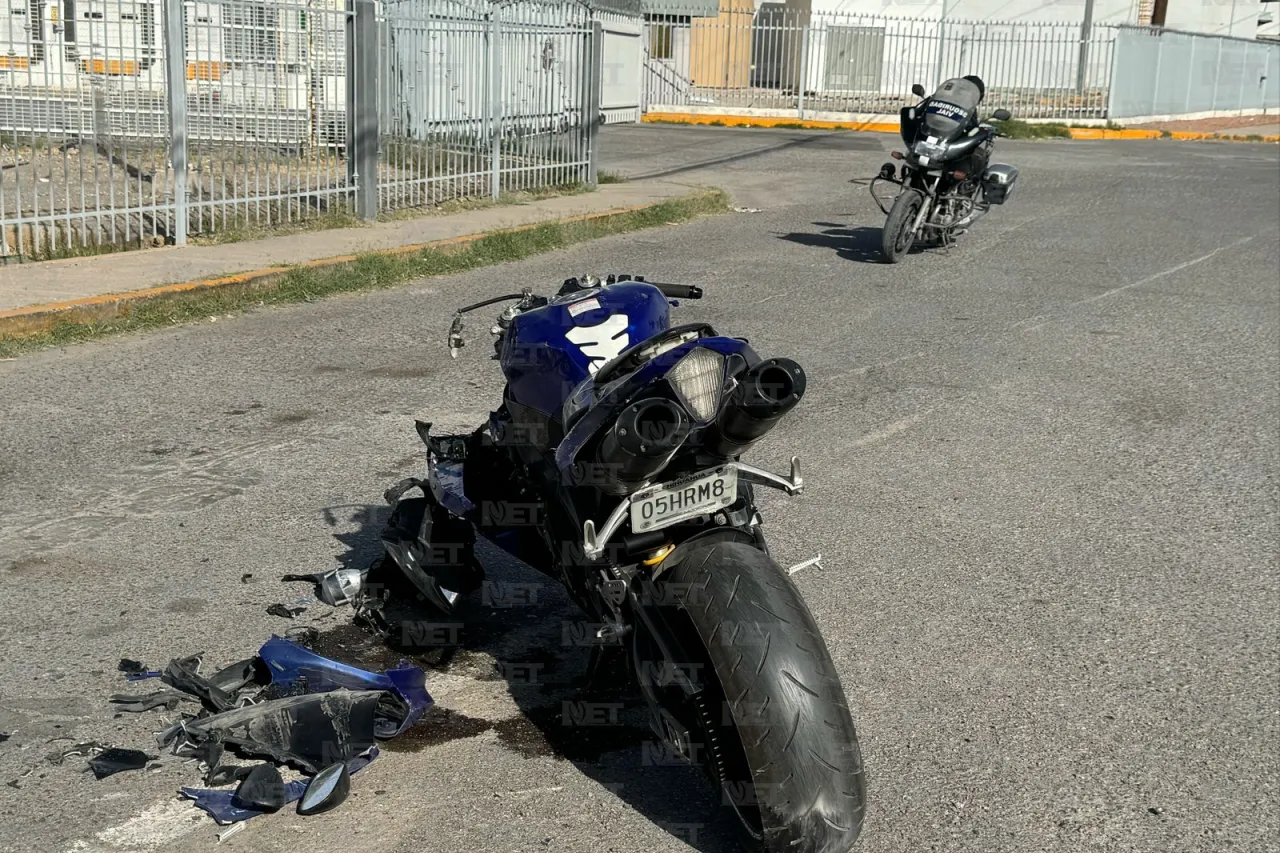 Choca 'biker' contra tráiler en el bulevar Tomás Fernández