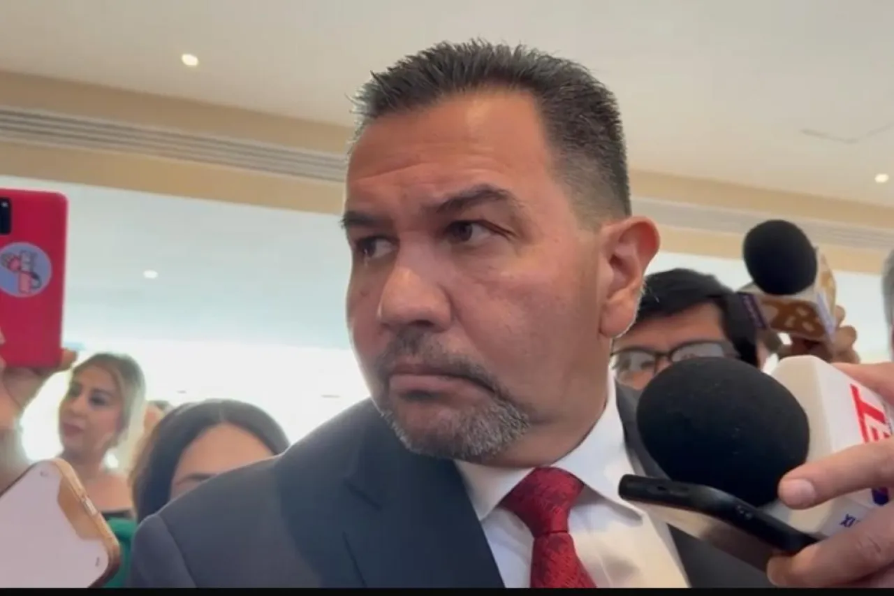 'Estoy listo para 2027, puede haber alternancia', asegura Cruz Pérez Cuéllar