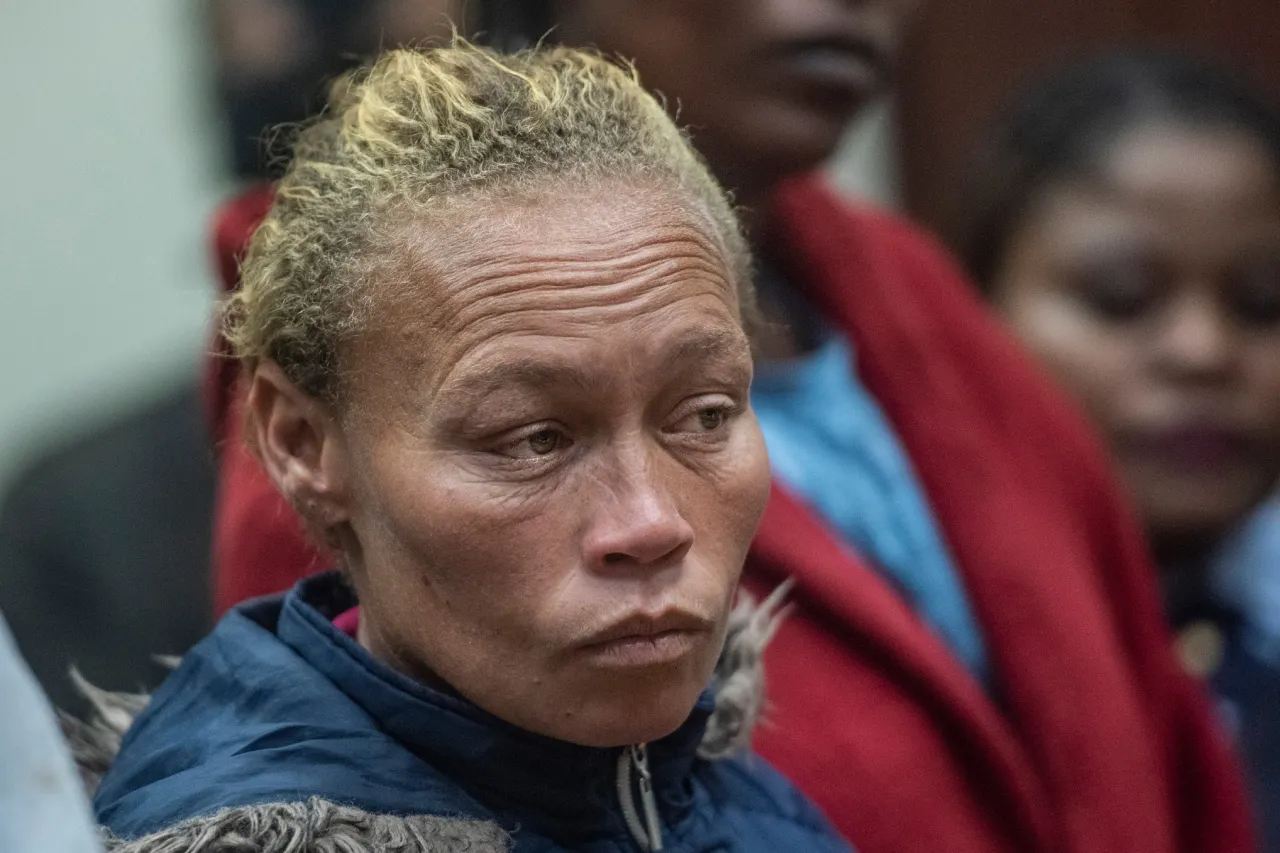 Sudafricana es condenada por vender a su hija de 6 años, que sigue desaparecida