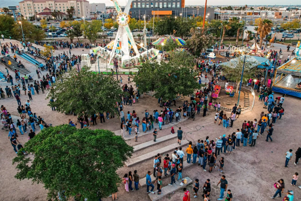 Visitan más de 20 mil personas el Parque Central en el Día del Niño