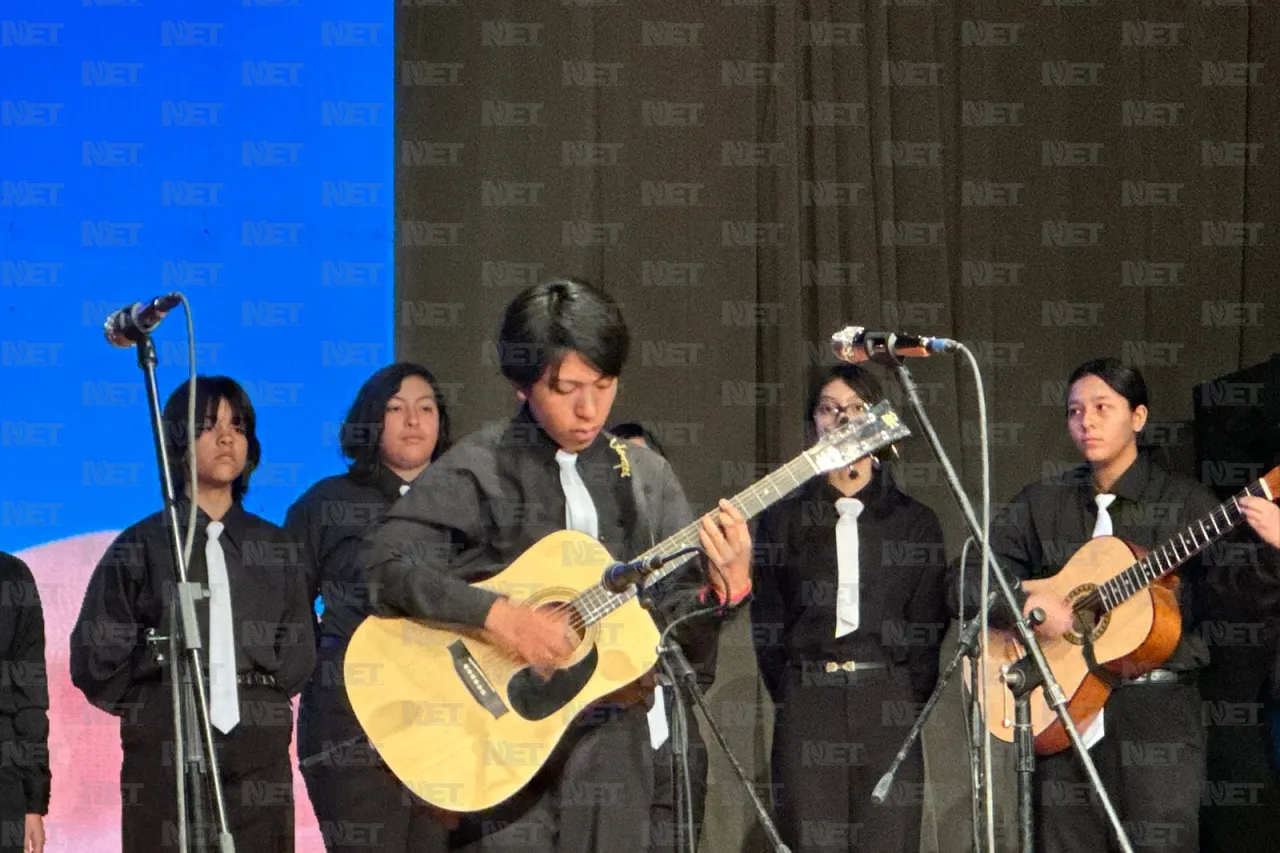 Celebra Juárez su primer encuentro estatal de rondallas