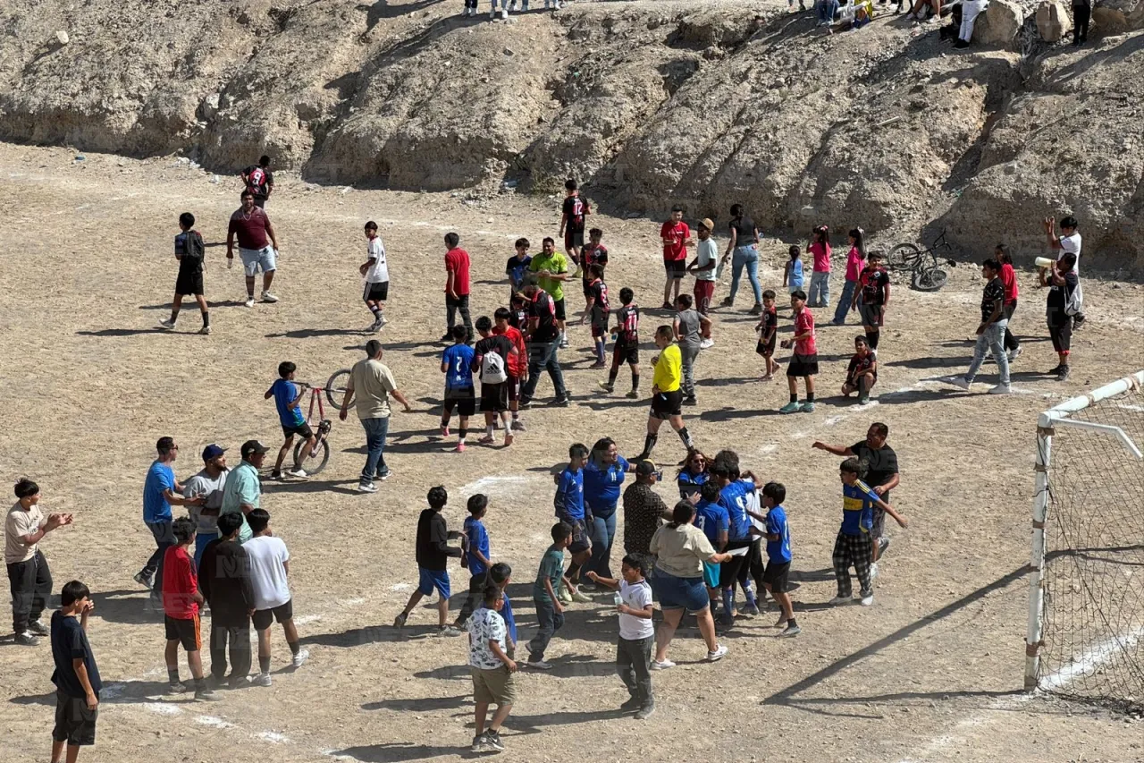 Celebran el Día de la Santa Cruz con gran fiesta comunitaria